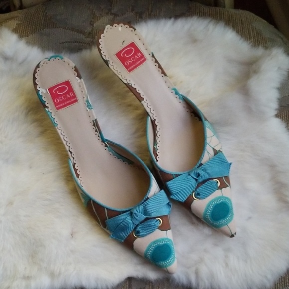 βHPπ¦Oscar de la Renta Mules - Picture 1 of 8